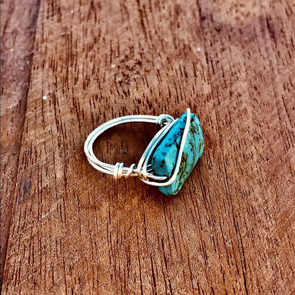 STATEMENT BOHEMIAN FLAT STONE WIRED RING- SILVER - Picture 3 of 13